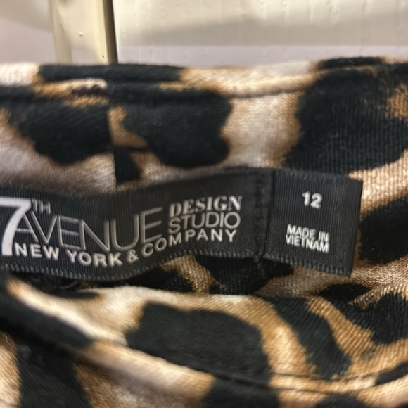 Leopard Print Pants - Picture 2 of 6